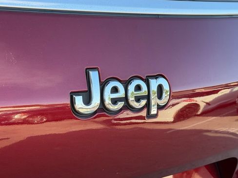 Used 2021 Jeep Grand Cherokee L Limited RWD image 13