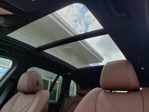 Used 2026 BMW X5 xDrive40i w/ Premium Package image 21