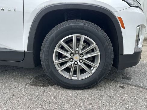 Used 2023 Chevrolet Traverse LT AWD/4WD image 20