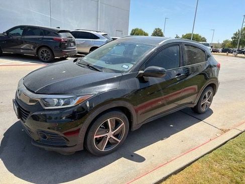 Used 2022 Honda HR-V EX image 2