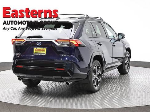 Used 2022 Toyota RAV4 XSE w/ Weather Package AWD/4WD image 5