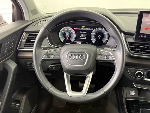 Certified 2023 Audi Q5 e Premium Plus w/ Premium Plus Package image 18