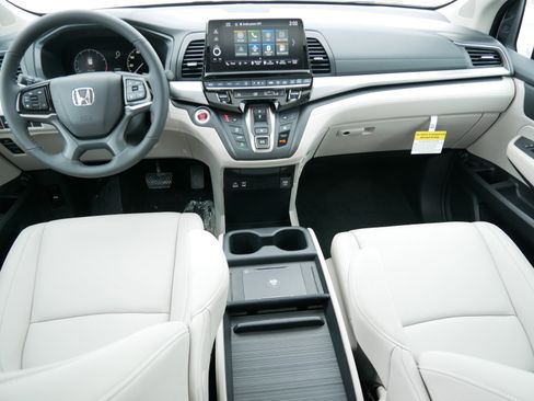 New 2026 Honda Odyssey EX-L image 7