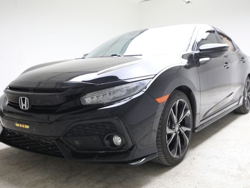 Used 2017 Honda Civic Sport Touring image 1