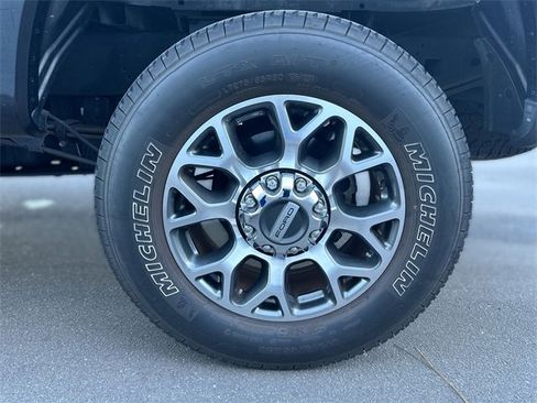 Certified 2022 Ford F250 Lariat w/ Lariat Value Package image 10