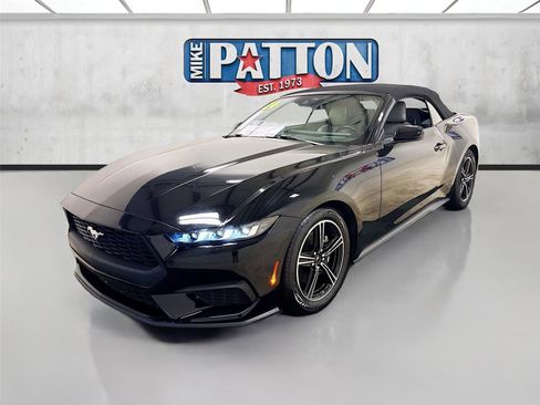 Used 2024 Ford Mustang Premium image 3