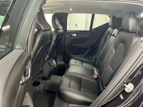 Used 2024 Volvo XC40 B5 Plus AWD/4WD image 22