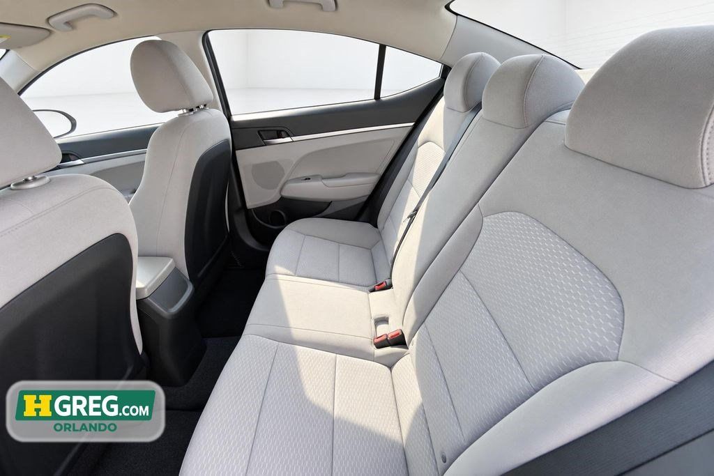 Used 2020 Hyundai Elantra SE FWD image 8