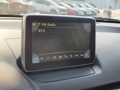 Used 2017 Toyota Yaris iA image 25