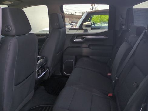 Used 2022 GMC Sierra 1500 Elevation w/ X31 Off-Road Package AWD/4WD image 12