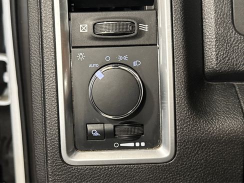 Used 2021 RAM 1500 Classic Warlock w/ Electronics Group image 21