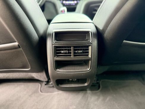 Used 2022 Cadillac XT5 Luxury AWD/4WD image 37