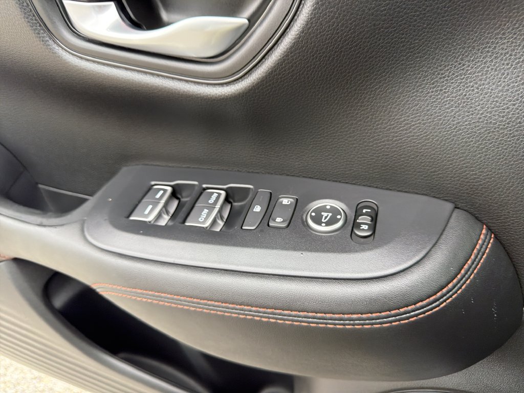 Used 2024 Honda HR-V Sport image 22