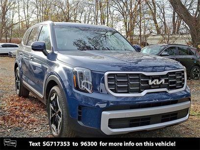New 2025 Kia Telluride S