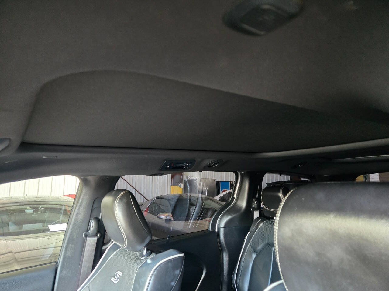 Used 2020 Chrysler Pacifica Limited w/ Advanced Safetytec Group FWD image 21