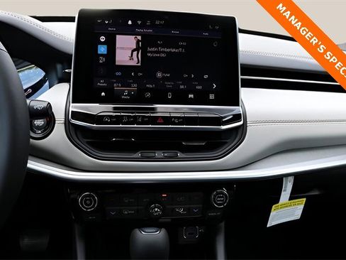 New 2026 Jeep Compass Limited image 20