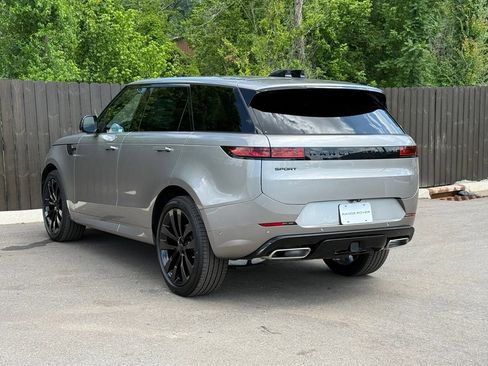 New 2026 Land Rover Range Rover Sport Dynamic SE AWD/4WD image 3