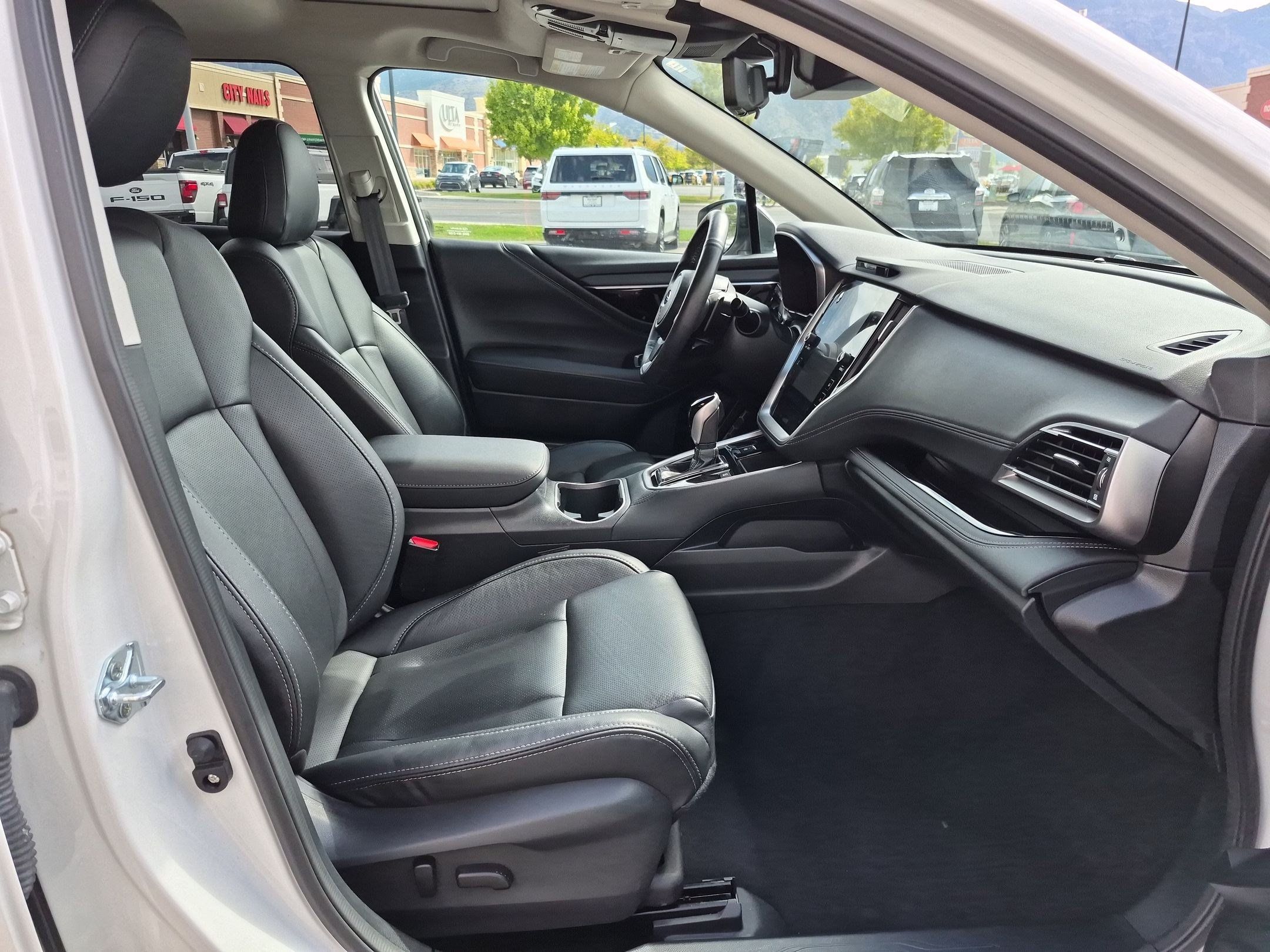 Used 2025 Subaru Outback Touring w/ Popular Package #2 AWD/4WD image 35