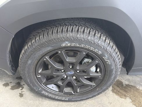 Used 2025 Subaru Crosstrek 2.5i Wilderness w/ Wilderness Package image 9