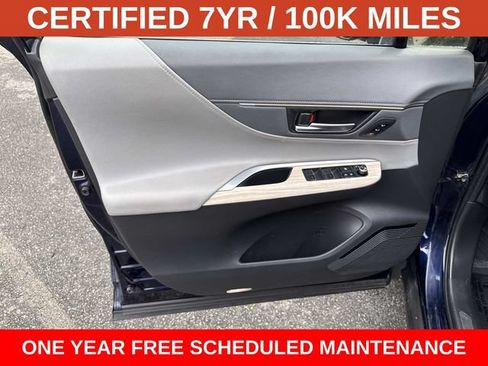Used 2023 Toyota Venza Limited AWD/4WD image 11