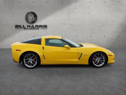Used 2009 Chevrolet Corvette Z06 w/ Preferred Equipment Group RWD image 5