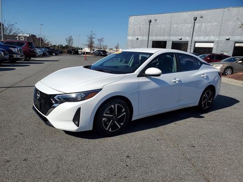 Certified 2024 Nissan Sentra SV image 8