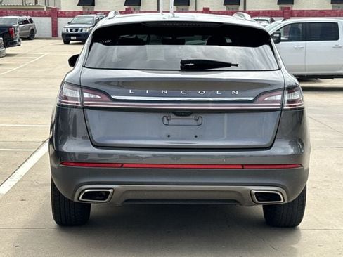 Used 2021 Lincoln Nautilus Reserve AWD/4WD image 5