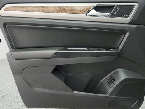 Used 2019 Volkswagen Atlas SEL Premium AWD/4WD image 28