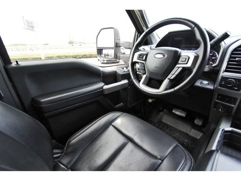 Used 2021 Ford F250 Lariat AWD/4WD image 9