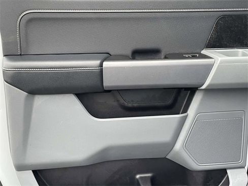 Certified 2022 Ford F150 XLT w/ Equipment Group 302A High image 10