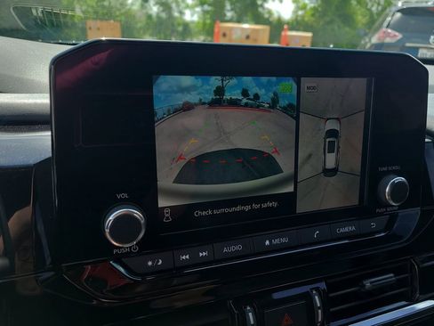 Certified 2024 Nissan Pathfinder Rock Creek image 24