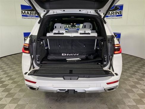 Used 2023 BMW X7 xDrive40i w/ Premium Package image 33