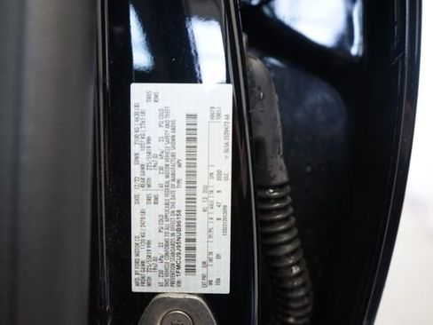 Certified 2022 Ford Escape Titanium w/ Class II Trailer Tow Package image 29