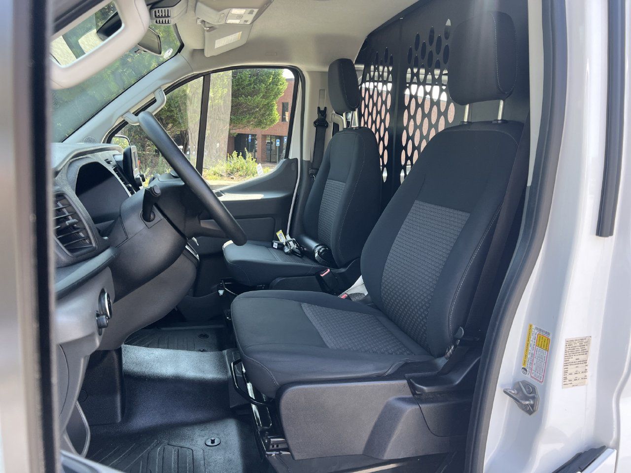 Used 2025 Ford Transit 250 Low Roof w/ Exterior Upgrade Package RWD image 17