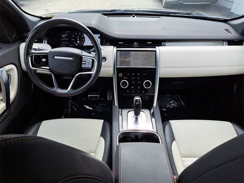 Used 2022 Land Rover Discovery Sport SE R-Dynamic image 7