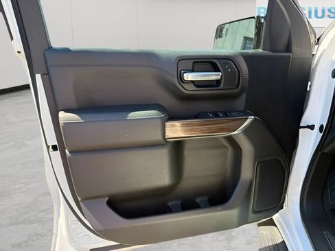 Used 2021 Chevrolet Silverado 1500 LT AWD/4WD image 9