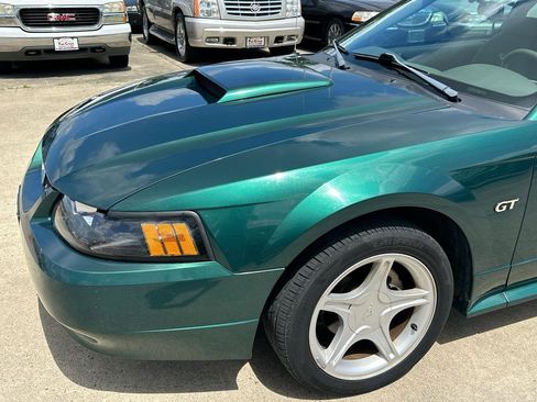 Used 2003 Ford Mustang GT RWD image 20