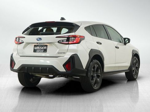 Used 2024 Subaru Crosstrek 2.0i image 5