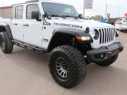 Used 2023 Jeep Gladiator Rubicon w/ Trailer Tow Package image 1