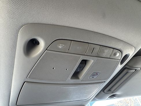 Used 2020 Nissan Armada SL w/ Premium Package image 32