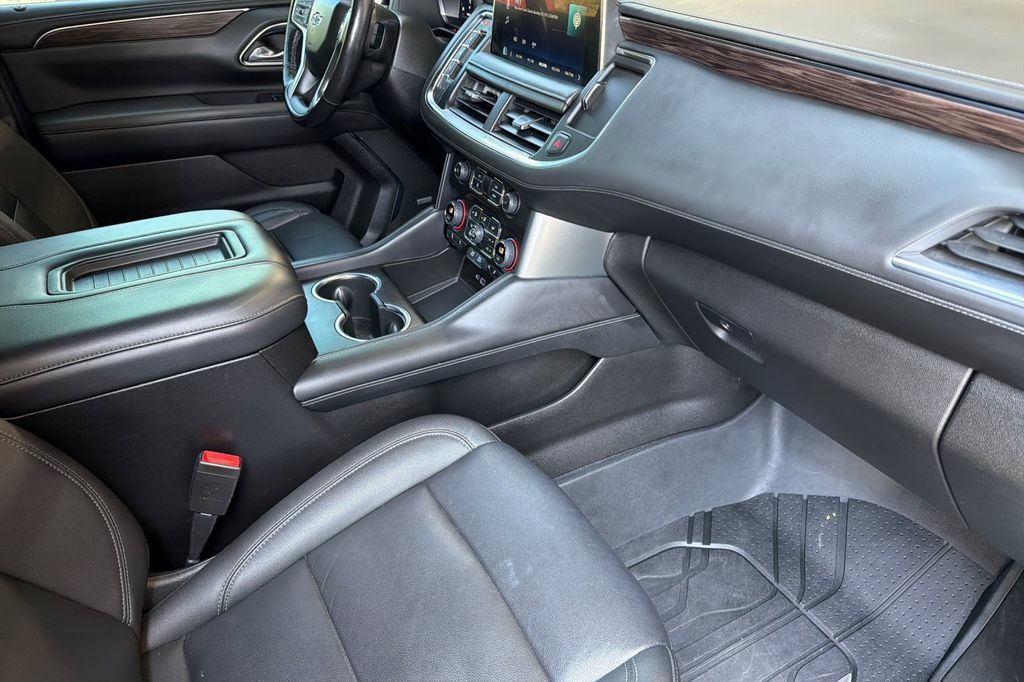 Used 2022 Chevrolet Tahoe Z71 w/ Off-Road Capability Package AWD/4WD image 14