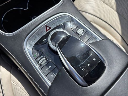 Used 2020 Mercedes-Benz S 560 Sedan image 36