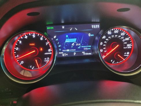 Used 2020 Toyota Camry XSE image 23