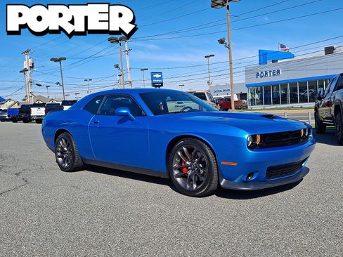 Used 2023 Dodge Challenger GT w/ Performance Handling Group image 1