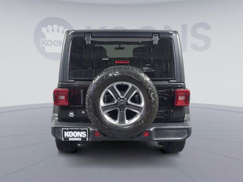 Used 2020 Jeep Wrangler Unlimited Sahara image 5