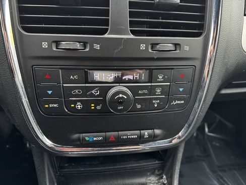 Used 2019 Dodge Grand Caravan GT image 13