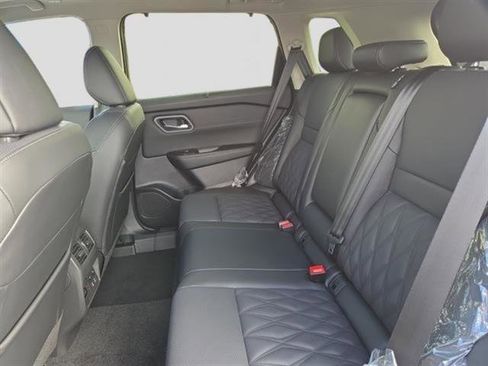 New 2026 Nissan Rogue Platinum w/ Platinum Premium Package image 23