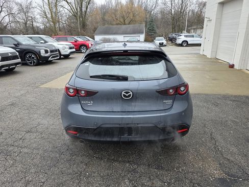 Used 2024 MAZDA MAZDA3 Hatchback w/Premium Plus Pkg image 6