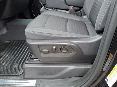 Used 2023 Chevrolet Silverado 1500 LT image 16