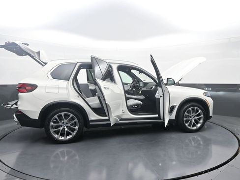 New 2026 BMW X5 xDrive40i image 45